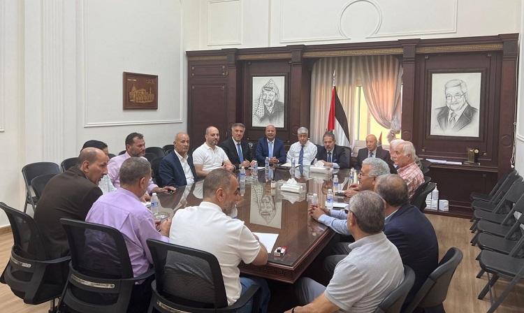 بيروت: اجتماع لجنة المتابعة لانتخابات المجلس الوطني الفلسطيني في الخارج: اعتماد المجمع الانتخابي