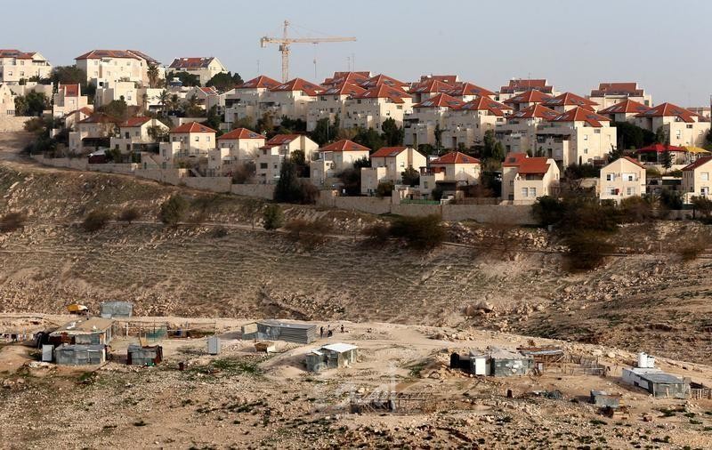 ترحيب فلسطيني واسع بقرار الاتحاد الأوروبي مواصلة إعداد قيود تجارية على المستوطنات 