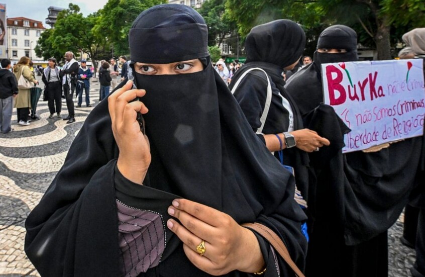 البرتغال تحظر  النقاب وتغطية الوجه في الأماكن العامة