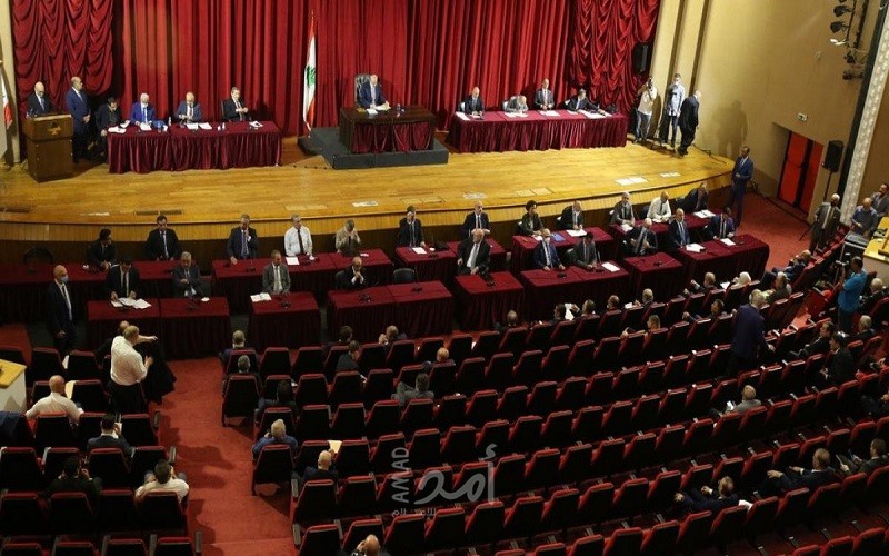 البرلمان اللبناني يقر قانونا للعفو العام.. الأول منذ 35 عاما