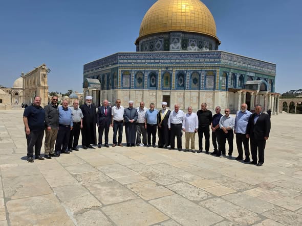 لجنة المتابعة تجتمع بإدارة الأوقاف في "الأقصى" لبحث حماية المسجد والتصدي لتقييدات سلطات الاحتلال