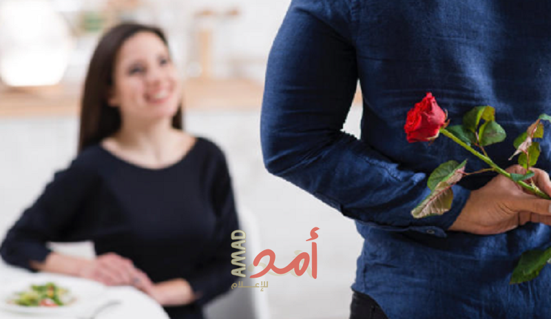 4 أشياء يبحث عنها الرجل إذا كان معجبًا بكِ بجدية