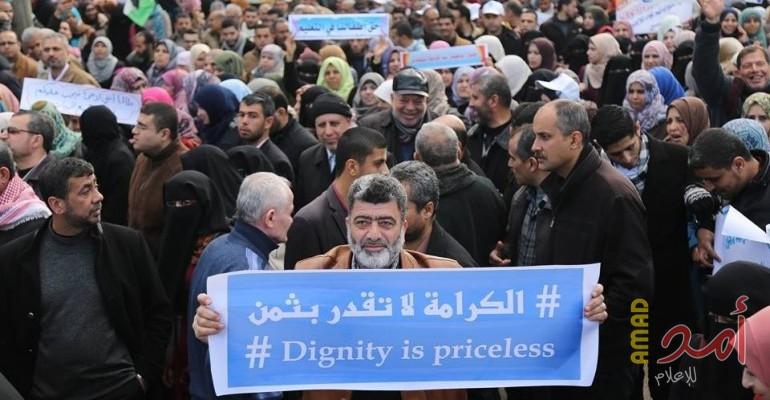 بالأسماء.. الأونروا  توقف موظفين في غزة عن العمل