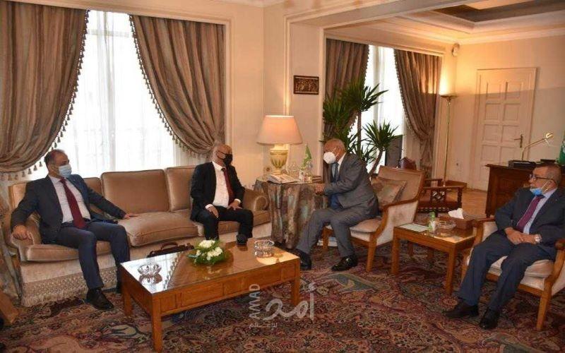 أبو الغيط يستقبل رئيس دائرة شئون اللاجئين الفلسطينيين ويؤكد أهمية حشد المساهمات للأونروا
