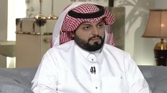 شاهد.. حقيقة اعتزال منصور الرقيبة سناب شات
