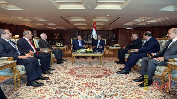 "السيسى" لـــ "عباس": الموقف المصرى من القضية الفلسطينية ثابت لإستعادة حقوق الشعب