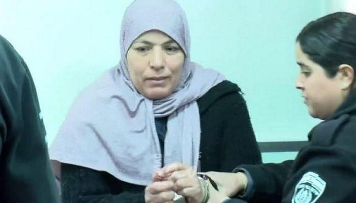 محكمة الاحتلال تحدد موعد الإفراج عن والدة الشهيد نعالوة
