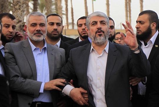 هل بدأ مشعل ممارسة طقوس التقاعد؟