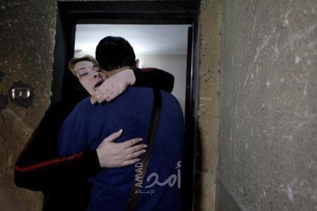  رويترز: لم شمل الصحفي الفلسطيني "أمجد ياغي" ووالدته بعد فراق 20 عاما