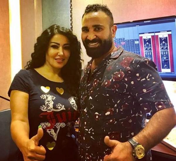 سمية الخشاب تحسم شائعة طلاقها من أحمد سعد بهذه الصور