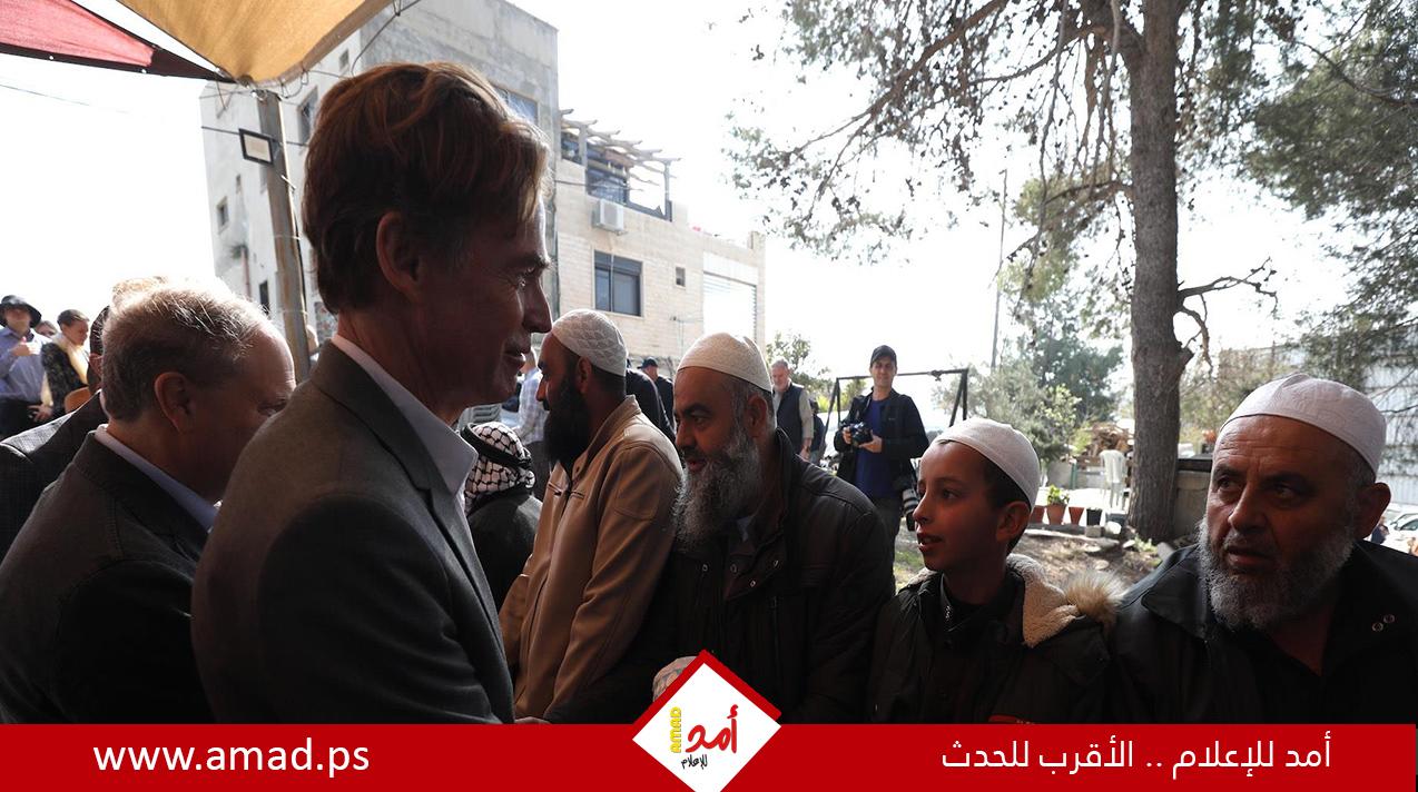 دبلوماسي أوروبي يدعو لمحاسبة المستوطنين المتورطين بمجزرة حوارة وتقديمهم للعدالة!