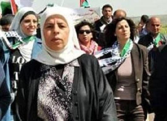 عباس يهاتف عضو مركزية فتح دلال سلامة للاطمئنان عليها