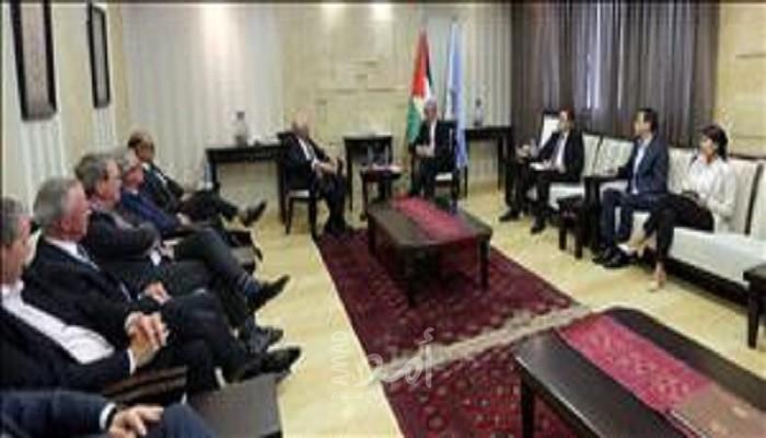 أشتية: إسرائيل تعمل على تدمير فرص إقامة الدولة الفلسطينية