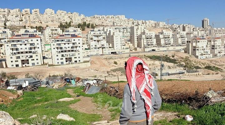 صحيفة عبرية: هكذا تتباهى إسرائيل بوقف المساعدات الأوروبية للفلسطينيين في منطقة " ج "