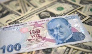 الليرة التركية تسجل أدنى مستوياتها منذ ديسمبر 2021