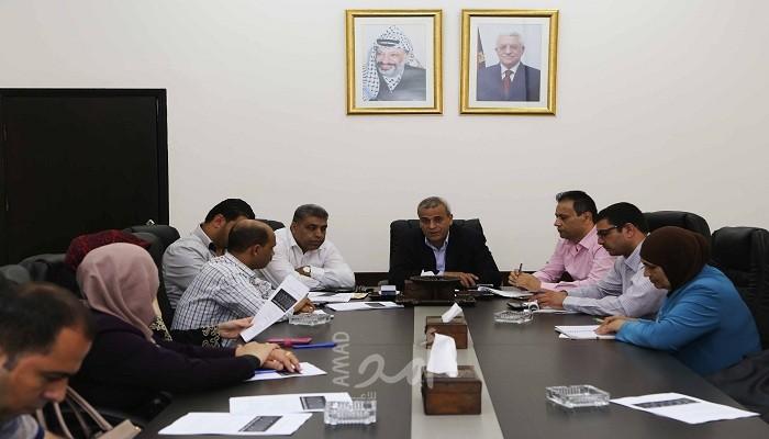 محافظ قلقيلية يعقد اجتماع المجلس المحلي للتشغيل