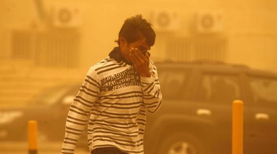 تعرف على الأضرار الصحية التي تسببها العاصفة الرملية