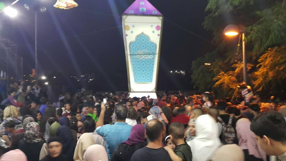 بالصور.. القدس تضيئ أكبر فانونس رمضاني في فلسطين