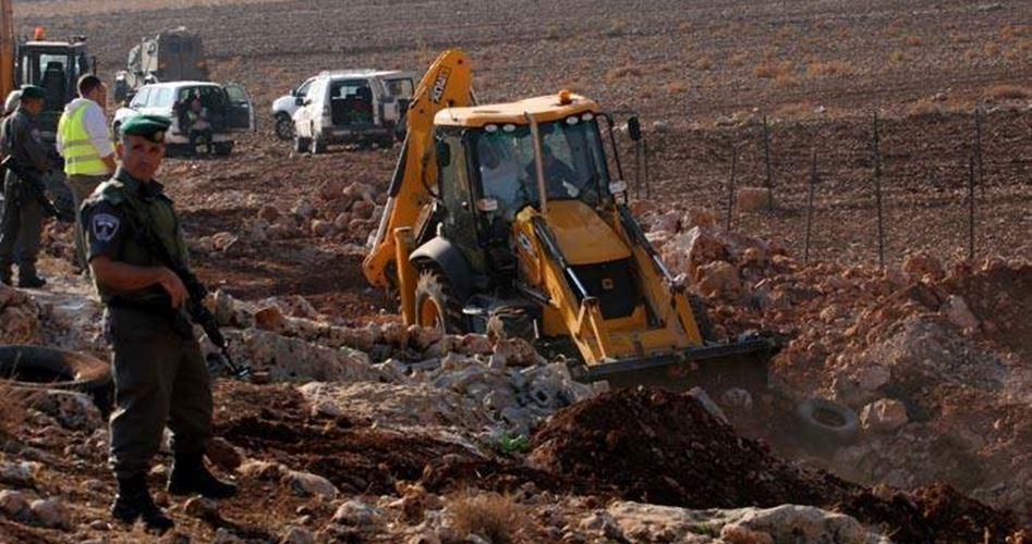 مستوطنون يجرفون أراضي زراعية جنوب نابلس