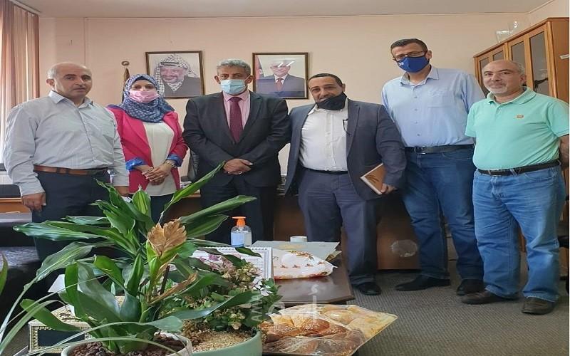 المطور يلتقي وفدا من صندوق درء المخاطر والتأمينات الزراعية