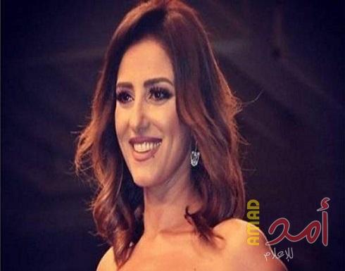 بالصورة : حنان مطاوع تعايد هند صبري بمناسبة عيد ميلادها