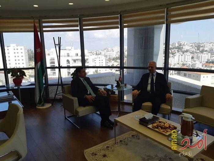 عيسى يؤكد على أهمية الوصاية الأردنية بالحفاظ على المقدسات من التهويد