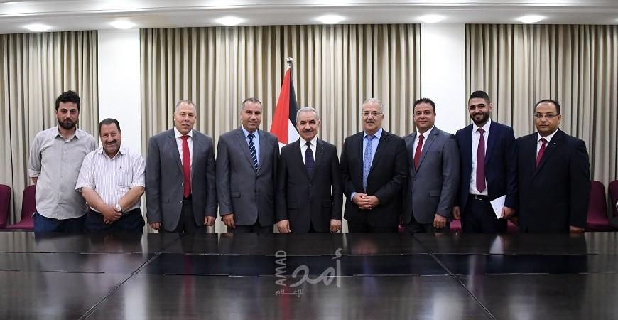 أشتية: 66600 حاج سيغادرون هذا العام 2700 منهم من غزة وستبدأ مغادرتهم في 25 و 26 الشهر الجاري
