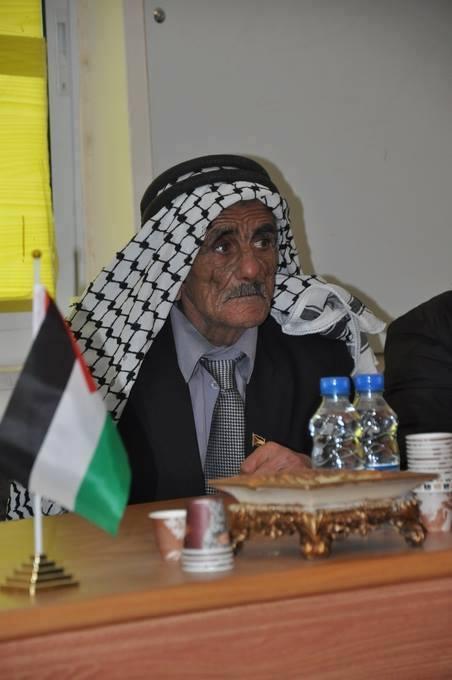 تكريم المواطن المناضل "أبو السعدي" من ترمسعيا
