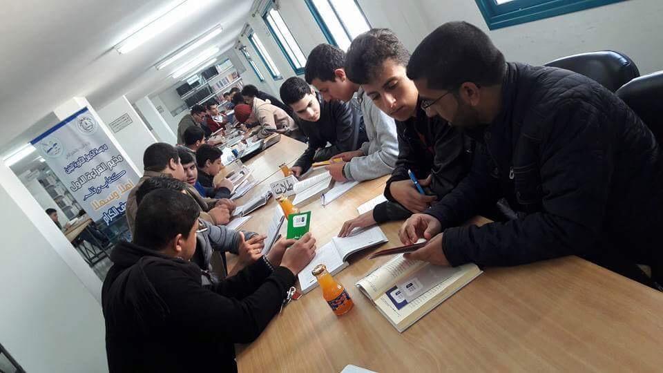 مدرسة الكرمل تختتم فعاليات مخيم القراءة الاول "كتاب وقلم