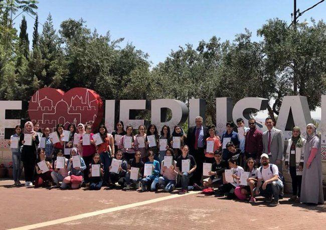 جامعة القدس تفتتح فعاليات المرحلة الصيفية في أكاديمية القدس للابداع الشبابي