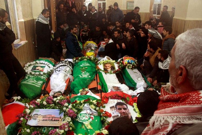 عيسى: 16 جثمان شهيد لا زالت محتجزة كورقة مساومة - بالاسماء