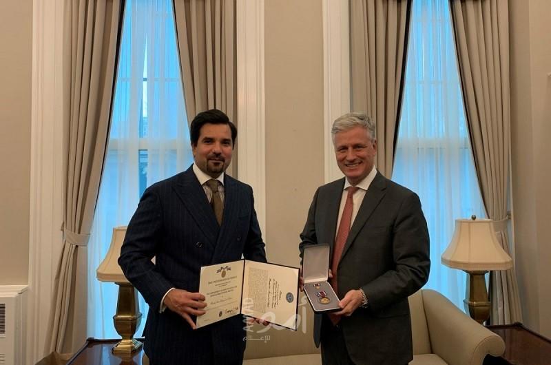 البنتاغون تقلد أخ أمير قطر وساما: مقابل خدمات استثنائية قدمها لأمريكا