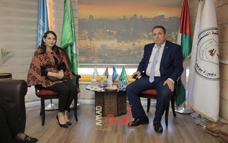 السفيرة أبو عمارة تزور "اللجنة الوطنية للتربية والثقافة والعلوم" وتطلع على سير العمل فيها