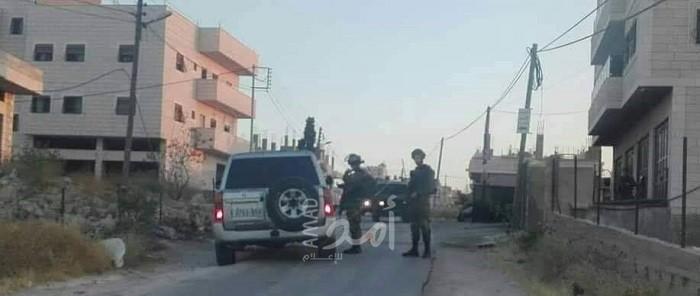 رام الله: جيش الاحتلال يداهم عدة منازل في "بيت ريما"