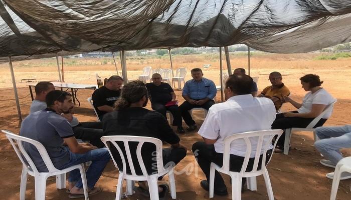 لجنة متابعة بيوت أبو كشك تعقد اجتماعاً لها في الخيمة