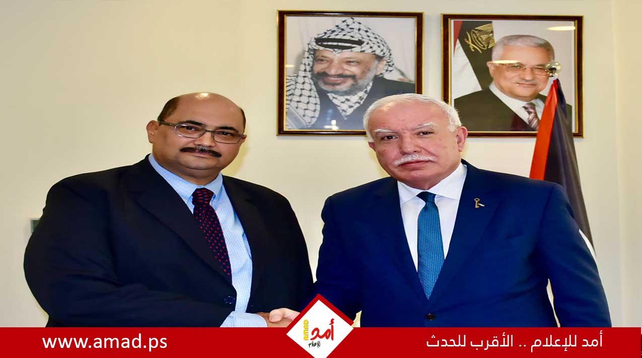 المالكي يلتقي سفير جمهورية جنوب أفريقيا المعتمد لدى فلسطين