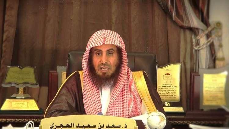 السعودية توقف الشيخ الحجري لوصفه النساء بـ"ناقصات عقل ودين"