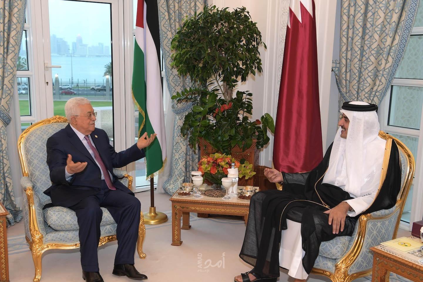 خلال اتصال مع عباس.. أمير قطر يتمنى احتواء تفشي كورونا