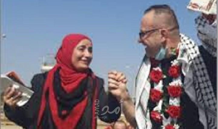 فيديو عندما ينتصر الحب على السجن .. بعد 18 عام زفاف العروسين جنان وكريم