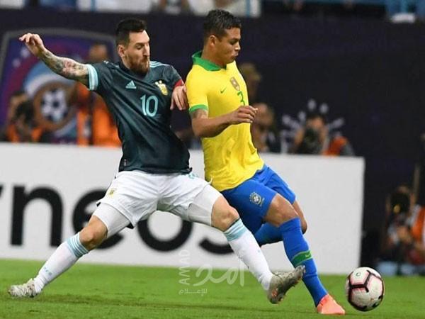 فيديو .. الأرجنتين تفوز على البرازيل بهدف ميسي وتتوج بالسوبر كلاسيكو