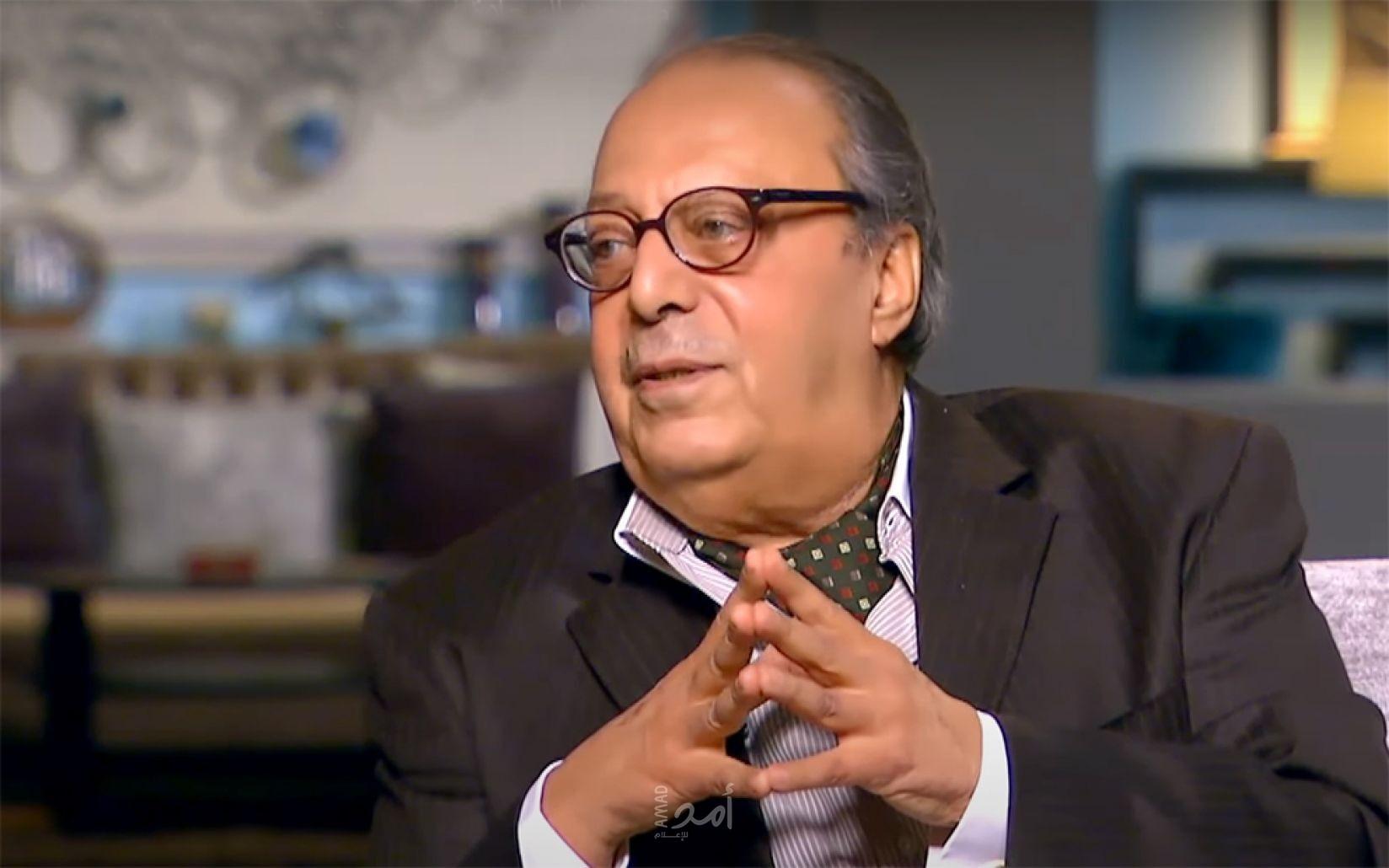 "عايز أشتغل".. صفحة مزيفة تروج لبطالة الفنان أسامة عباس - فيديو