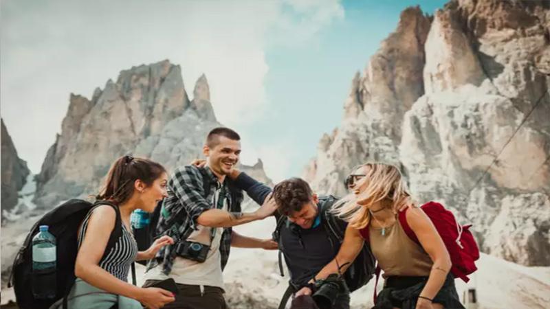 4 نصائح لحماية حياتك الزوجية من تدخلات الأصدقاء
