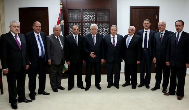 رويترز: الرئيس عباس يحكم قبضته بمرسوم تشكيل المحكمة الدستورية