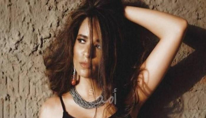 هنا إبراهيم تعلق على موقف حسن شاكوش من أدائها "بنت الجيران" - فيديو
