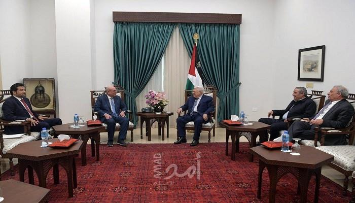 الرئيس عباس يستقبل العمادي