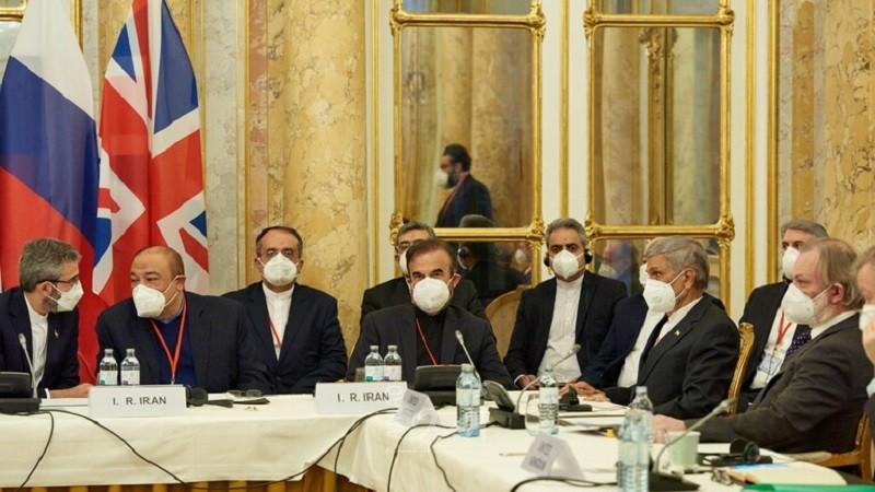 "إرنا" تنفي تصريحات أوروبية حول الانتهاء من نحو (80%) من مسودة الاتفاق النووي الإيراني