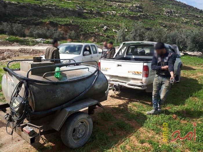 الأجهزة الأمنية تضبط سولار مهرب في الخليل