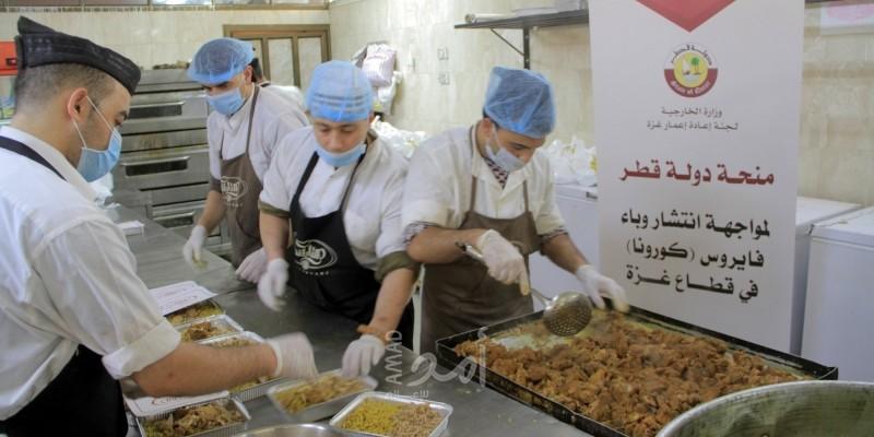 العمادي: مستمرون بمساعدة مئات المواطنين المتواجدين بمراكز الحجر الصحي بقطاع غزة