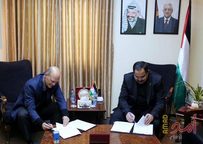التربية و"الأمم المتحدة للسكان" توقعان اتفاقية شراكة