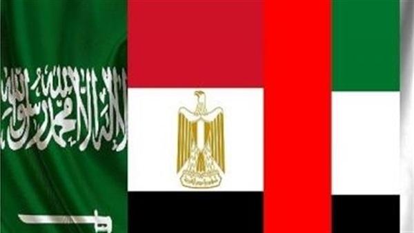 وزير الشؤون الخارجية الإماراتي يحدد شروط استئناف العلاقات مع قطر